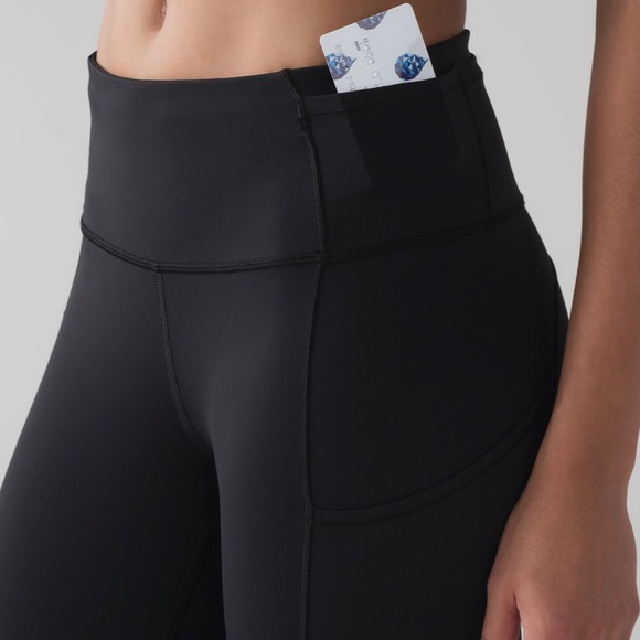 Lululemon Fast & Free 19” Crop (reflective), EUC - Picture 5 of 8